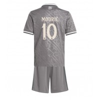 Fotballdrakt Barn Real Madrid Luka Modric #10 Tredjedraktsett 2024-25 Kortermet (+ Korte bukser)